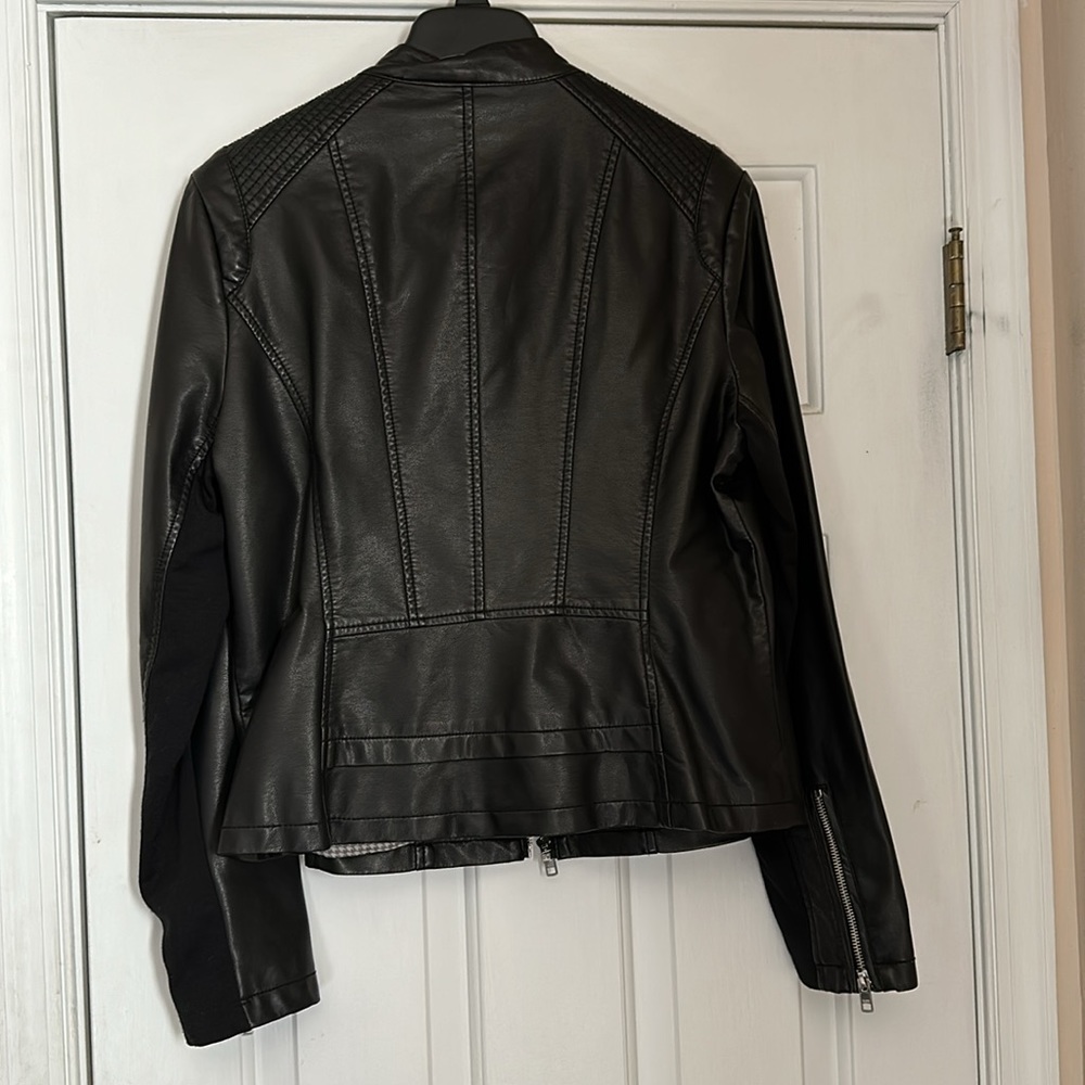 Black Rivet leather jacket - Picture 2 of 3